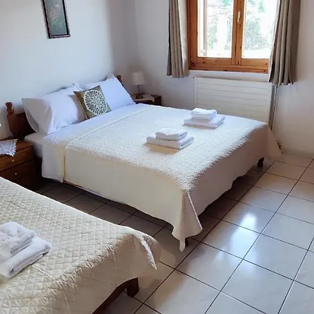 Theofania's Marble House Meteora Apartment