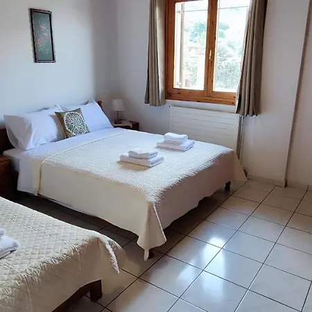 Theofania's Marble House Meteora *