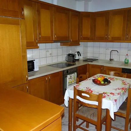 Theofania's Marble House Meteora *